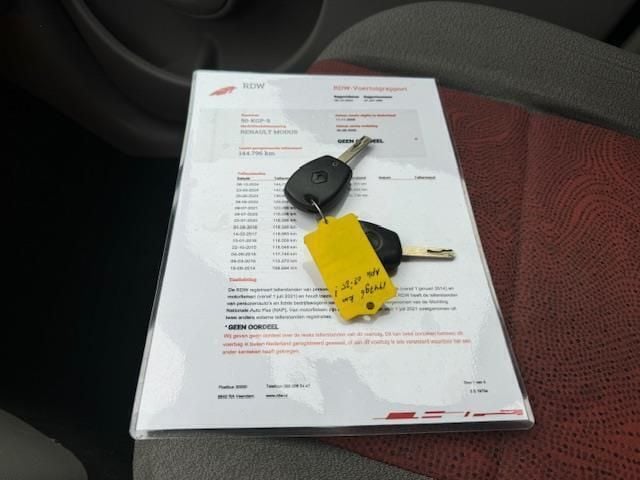 Occasion Renault Modus Authentique 88 PK (64 kW) 2005 Zwart MPV