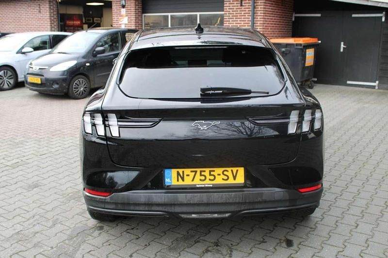 Occasion Ford Mustang Mach-E 202 kW (276 PK) 2021 Zwart SUV