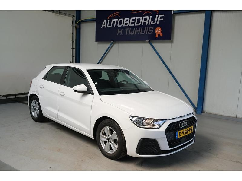Wit Gebruikt 2021 Audi A1 Proline Hatchback | € 16.950 (Super prijs) - Afbeelding 1/4