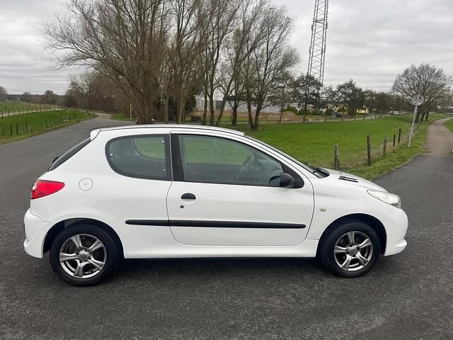 Occasion Peugeot 206+ 60 PK (44 kW) 2011 Wit Hatchback