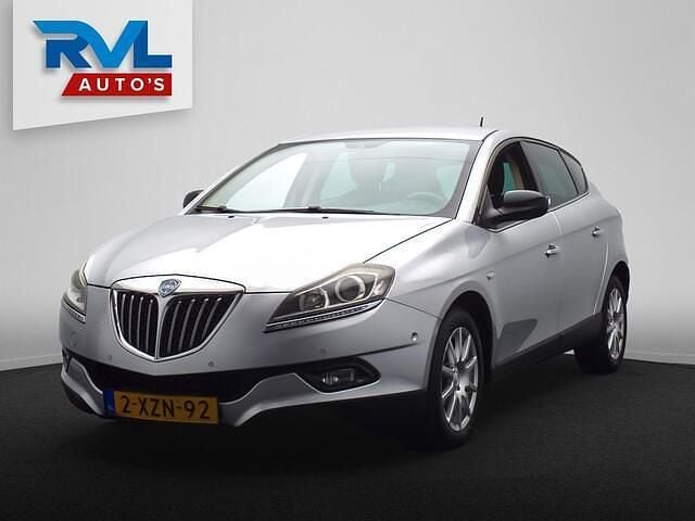 Grijs Gebruikt 2010 Lancia Delta Hatchback | € 2.900 (Super prijs) - Afbeelding 1/4
