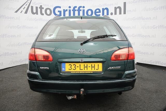 Occasion Toyota Avensis Luna 131 PK (96 kW) 2003 Groen (metallic) Stationwagen