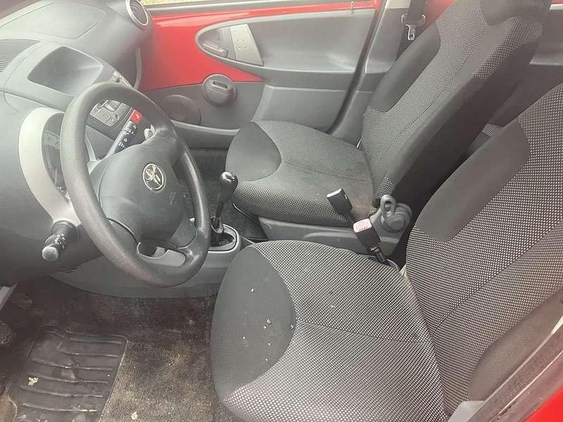 Occasion Toyota Aygo Comfort 68 PK (50 kW) 2009 Rood Hatchback