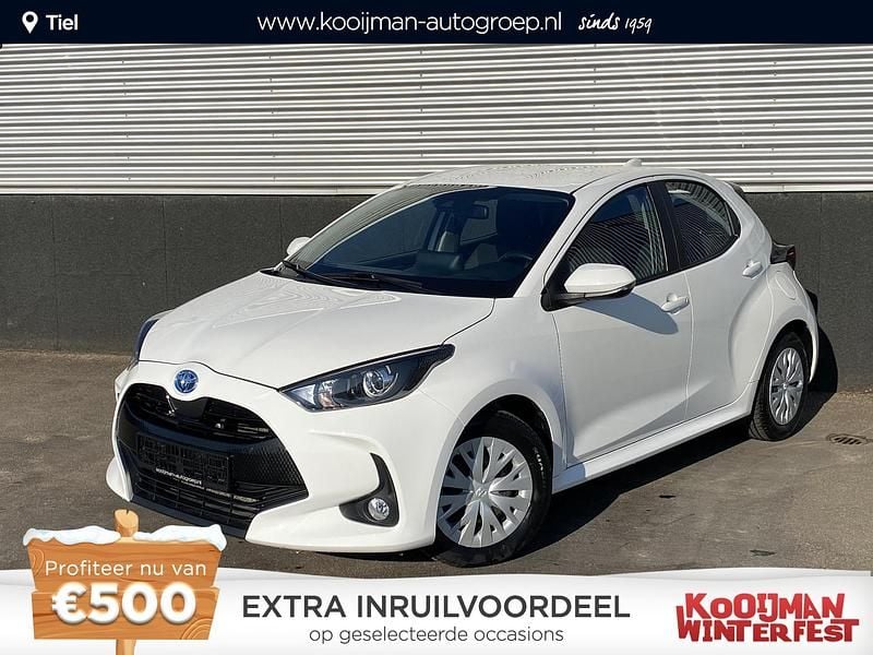 Overig Occasion 2023 Toyota Yaris Hybrid Active Hatchback | € 19.899 (Goede deal) - Afbeelding 1/4