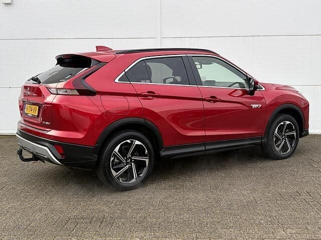 Occasion Mitsubishi Eclipse Cross Intense+ 188 PK (138 kW) 2021 Red diamond m SUV