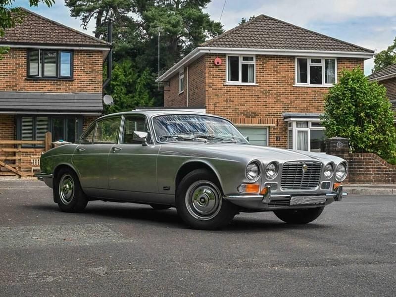 Anders Gebruikt 1971 Jaguar XJ6 Sedan | € 12.708 - Afbeelding 1/4