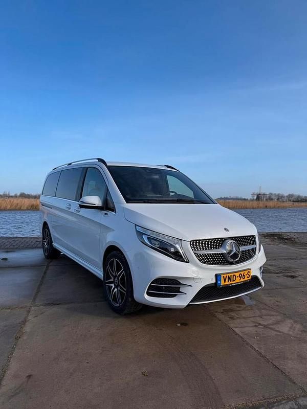 Occasion Mercedes V300 AMG 236 PK (173 kW) 2021 MPV