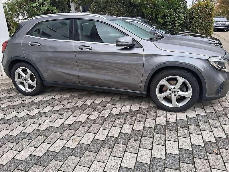 Gebruikt 2020 Mercedes GLA180 Urban SUV | € 20.688 (Eerlijke prijs) - Afbeelding 1/4