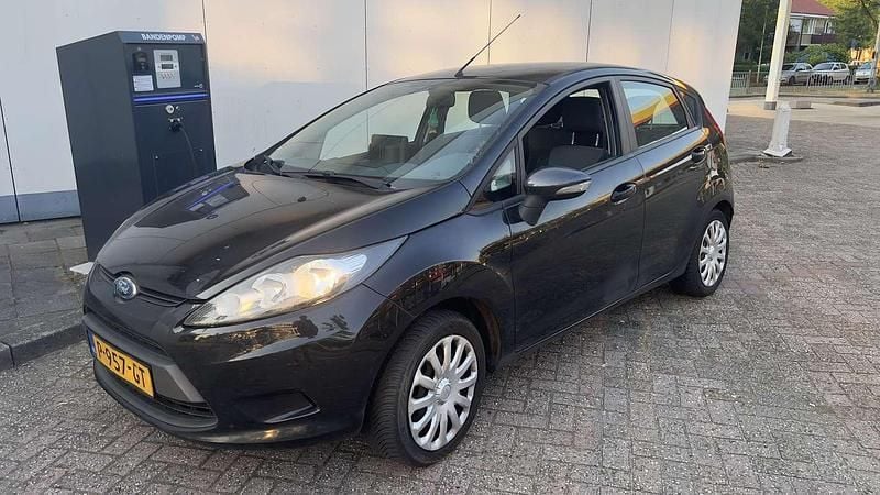 Gebruikt 2009 Ford Fiesta Ambiente Hatchback | € 2.000 (Goede deal) - Afbeelding 1/4