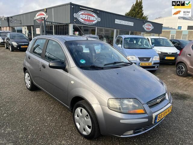 Grijs Gebruikt 2007 Chevrolet Kalos Hatchback | € 2.299 (Iets duurder) - Afbeelding 1/4