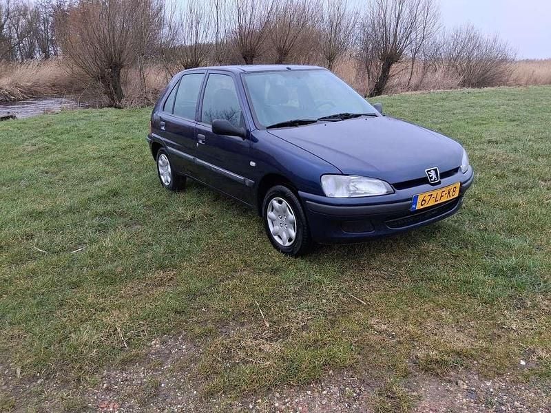 Occasion Peugeot 106 60 PK (44 kW) 2002 Blauw Hatchback