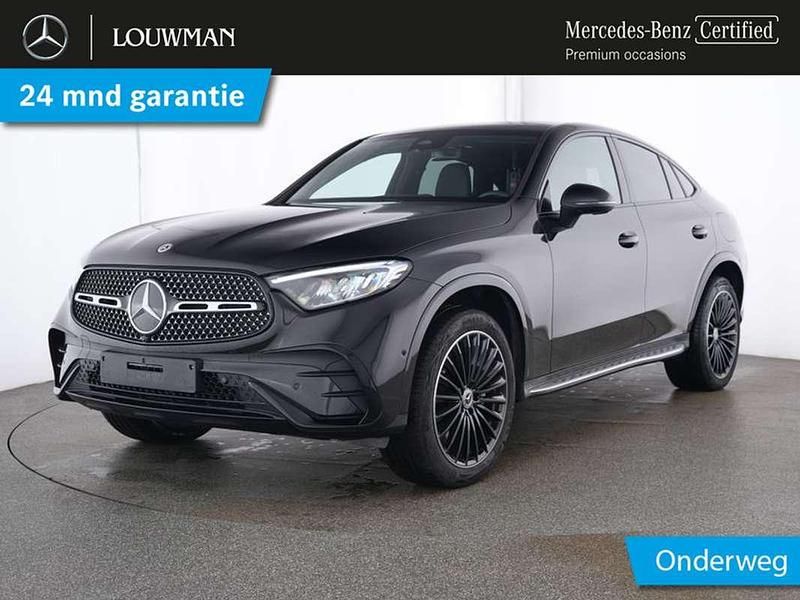 Zwart Gebruikt 2024 Mercedes GLC300e AMG Coupé | € 74.750 (Duur) - Afbeelding 1/4