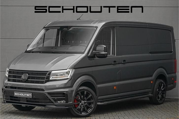 Grijs Gebruikt 2024 VW Crafter Van | € 57.900 - Afbeelding 1/3