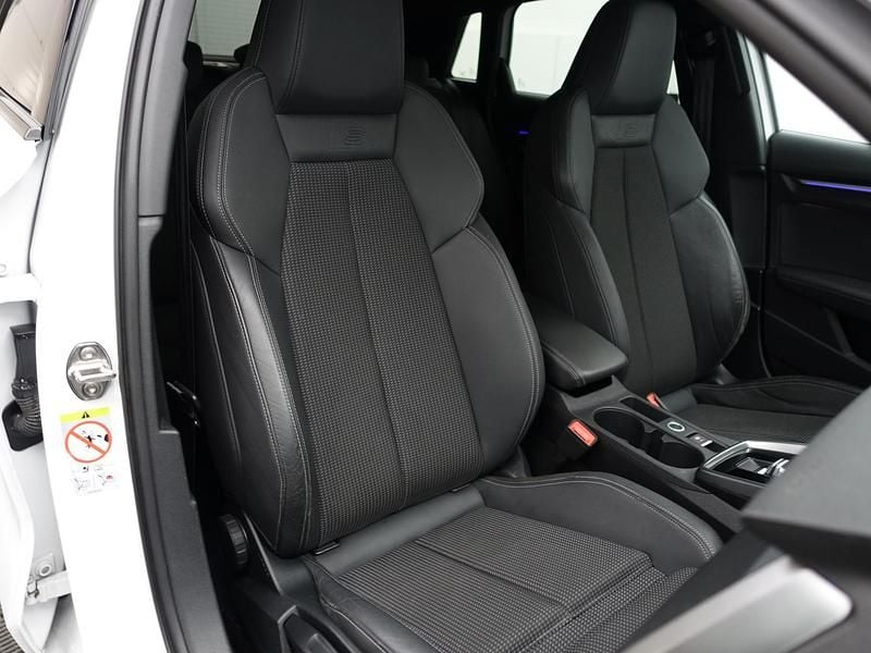 Occasion Audi A3 Sportback e-tron Competition 245 PK (180 kW) 2020 Wit metallic Hatchback