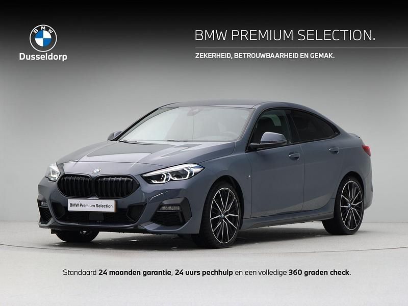 Grijs Gebruikt 2022 BMW 218 M Sport Coupé | € 31.950 (Iets duurder) - Afbeelding 1/4