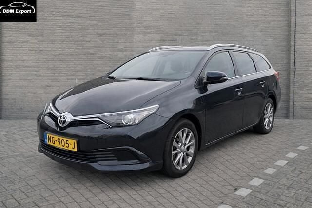 Grijs Occasion 2017 Toyota Auris Touring Sports Business Edition Stationwagen | € 8.900 (Goede deal) - Afbeelding 1/4