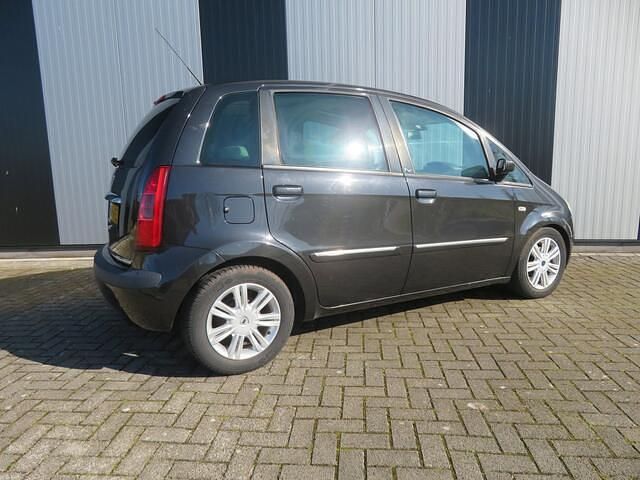 Occasion Lancia Musa 95 PK (69 kW) 2005 Zwart MPV