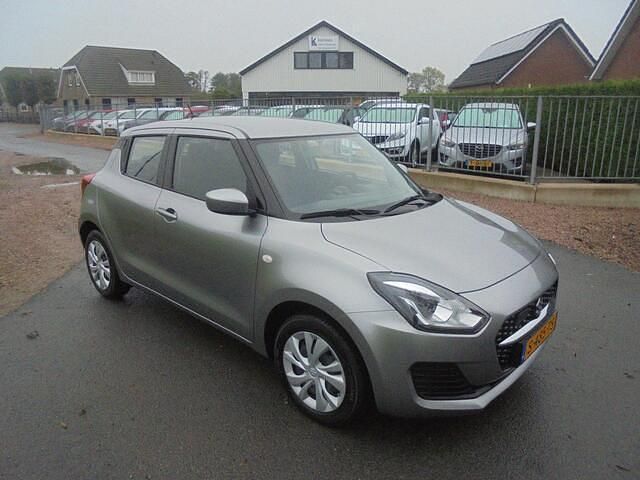 Occasion Suzuki Swift Comfort 83 PK (61 kW) 2023 Grijs Hatchback