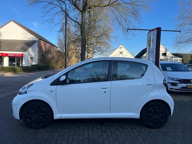 Occasion Toyota Aygo Comfort 68 PK (50 kW) 2011 Wit Hatchback