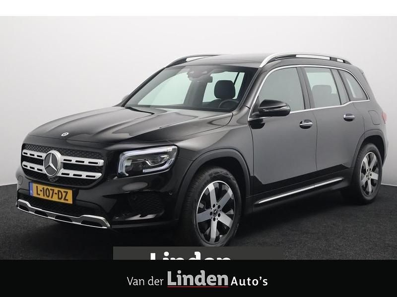 Zwart Gebruikt 2021 Mercedes GLB200 Business SUV | € 40.845 (Iets duurder) - Afbeelding 1/4