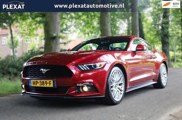 Rood Gebruikt 2015 Ford Mustang Fastback Coupé | € 28.945 (Eerlijke prijs) - Afbeelding 1/4