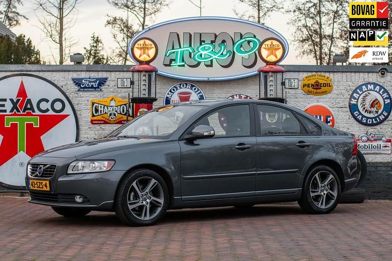 Grijs Gebruikt 2012 Volvo S40 Sedan | € 10.750 - Afbeelding 1/4