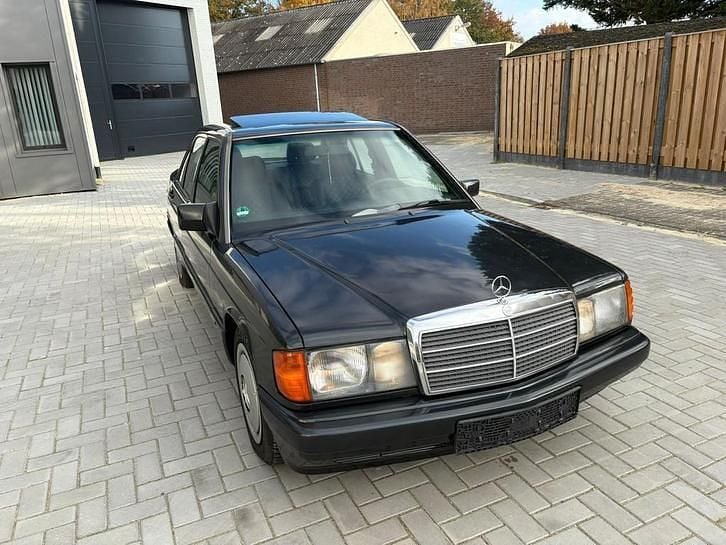 Gebruikt 1989 Mercedes 190 Sportline Sedan | € 4.950 - Afbeelding 1/4