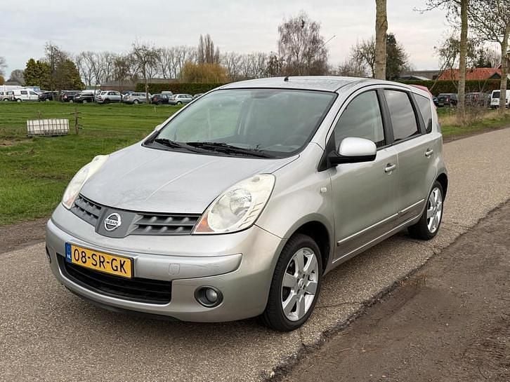 Grijs Occasion 2006 Nissan Note MPV | € 2.250 (Eerlijke prijs) - Afbeelding 1/4
