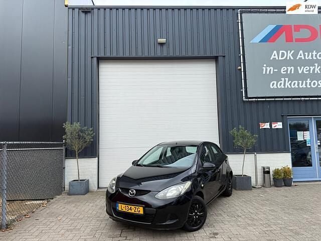 Zwart Gebruikt 2008 Mazda 2 Exclusive Hatchback | € 2.650 (Eerlijke prijs) - Afbeelding 1/4