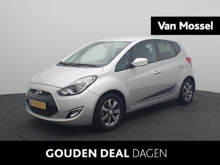 Grijs Gebruikt 2017 Hyundai ix20 GO! Hatchback | € 13.740 (Eerlijke prijs) - Afbeelding 1/3
