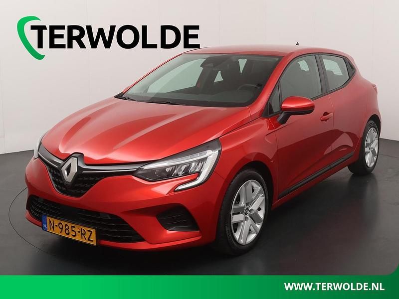 Rouge flamme nnp Gebruikt 2021 Renault Clio V Business Hatchback | € 12.945 (Eerlijke prijs) - Afbeelding 1/4