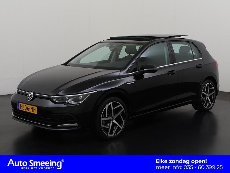 Zwart Gebruikt 2020 VW Golf VII Style Hatchback | € 26.895 (Eerlijke prijs) - Afbeelding 1/4