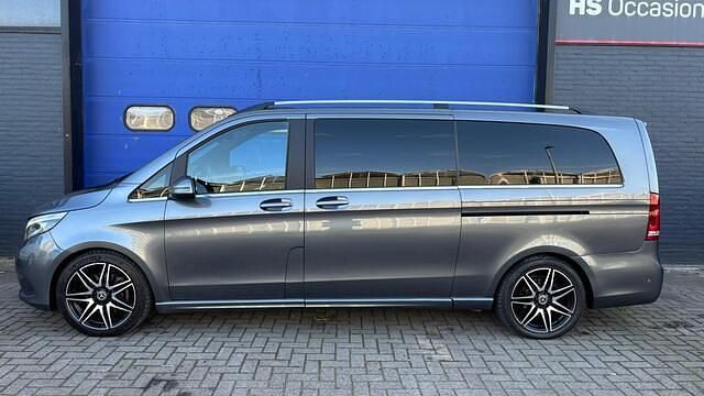 Occasion Mercedes V300 AMG 239 PK (175 kW) 2020 Grijs MPV