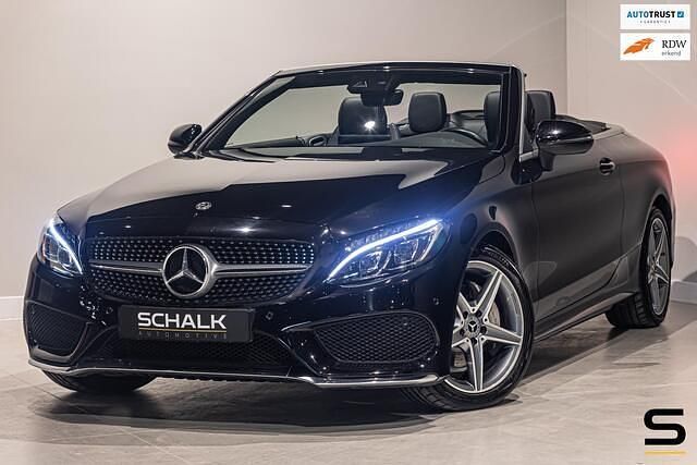 Zwart Occasion 2017 Mercedes C180 Edition 1 Cabriolet | € 25.950 (Eerlijke prijs) - Afbeelding 1/4