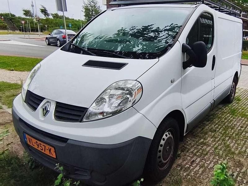 Wit Gebruikt 2015 Renault Trafic Van | € 6.700 (Super prijs) - Afbeelding 1/4