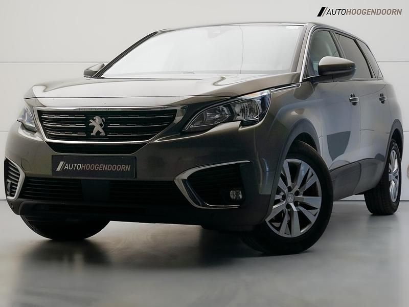 Grijs Occasion 2019 Peugeot 5008 Active SUV | € 15.940 (Goede deal) - Afbeelding 1/4