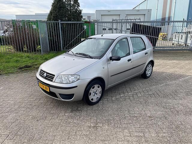 Occasion Fiat Punto Classica 60 PK (44 kW) 2006 Grijs Hatchback