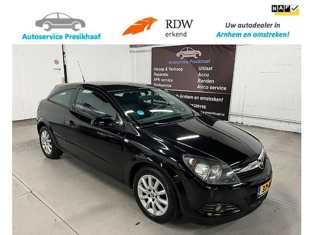 Zwart Gebruikt 2007 Opel Astra GTC Hatchback | € 2.995 (Duur) - Afbeelding 1/4