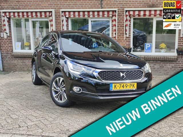 Zwart Gebruikt 2015 DS Automobiles DS4 Chic Hatchback | € 8.950 (Duur) - Afbeelding 1/4