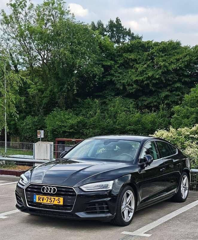 Gebruikt 2018 Audi A5 Sportback Sport Coupé | € 26.750 (Eerlijke prijs) - Afbeelding 1/1