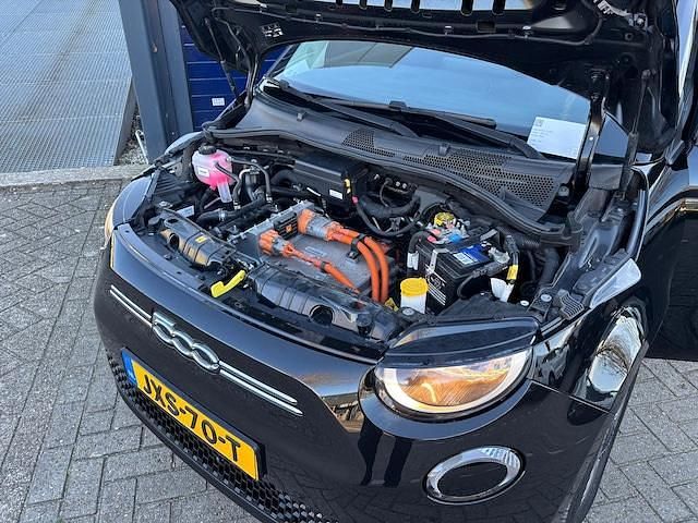 Occasion Fiat 500e Icon 86 kW (118 PK) 2021 Zwart (metallic) Hatchback