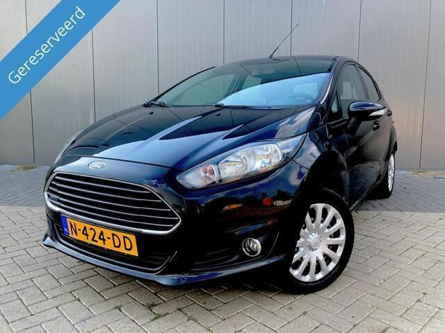 Zwart Gebruikt 2014 Ford Fiesta Titanium Hatchback | € 8.350 (Iets duurder) - Afbeelding 1/4