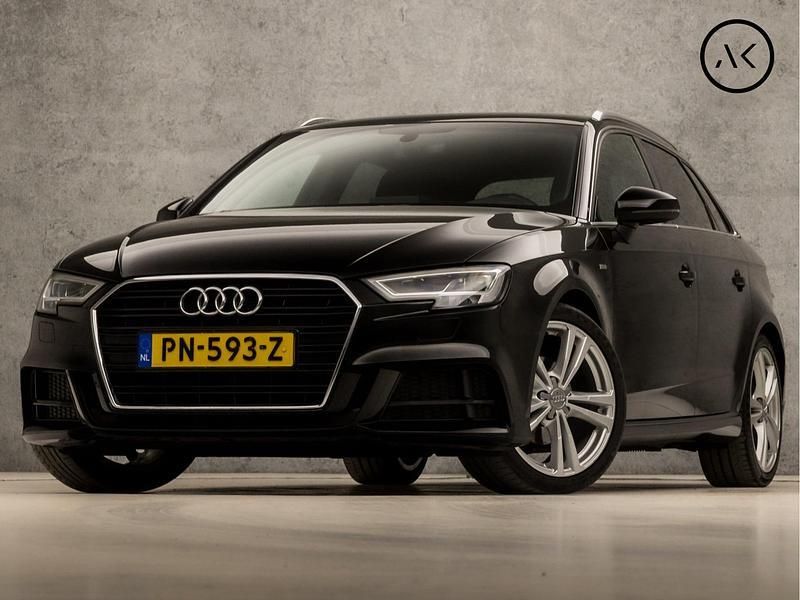 Zwart Gebruikt 2017 Audi A3 S-Line Hatchback | € 15.945 (Eerlijke prijs) - Afbeelding 1/4
