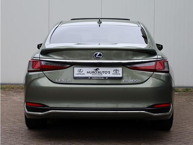 Occasion Lexus ES300H President Line 218 PK (160 kW) 2020 Groen (metallic) Sedan