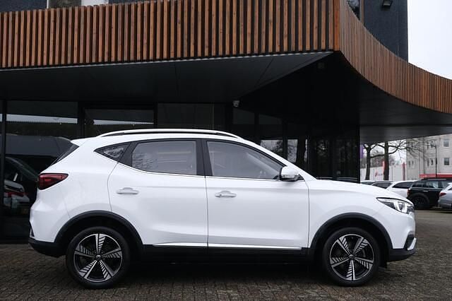 Occasion MG ZS Luxury 105 kW (143 PK) 2020 Wit SUV