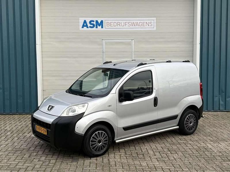 Grijs (metallic) Gebruikt 2009 Peugeot Bipper Van | € 1.950 (Eerlijke prijs) - Afbeelding 1/4