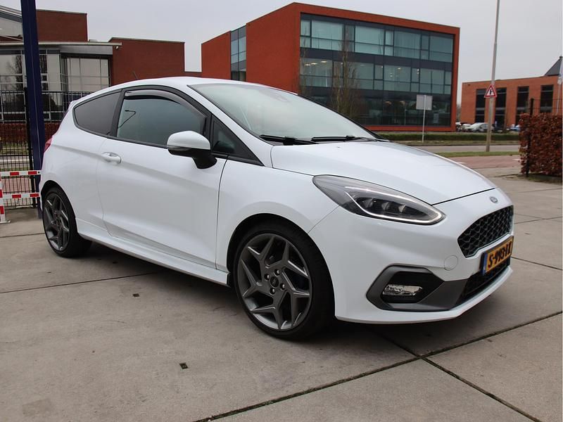Occasion Ford Fiesta ST 2023 Wit Hatchback