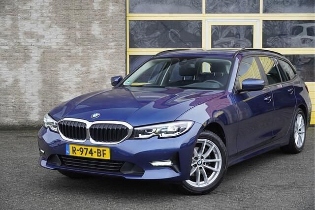 Occasion BMW 318 157 PK (115 kW) 2022 Blauw Stationwagen