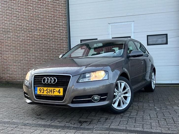 Gebruikt 2011 Audi A3 Ambition | € 5.450 (Eerlijke prijs) - Afbeelding 1/4
