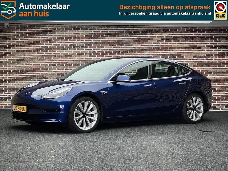 Blauw Gebruikt 2020 Tesla Model 3 Standard Range Sedan | € 17.500 (Goede deal) - Afbeelding 1/4
